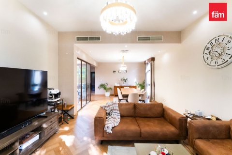 Adosado en Dubai, 4 dormitorios, 922.1 m², № 112021 - foto 19