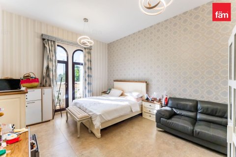 Adosado en Dubai, 4 dormitorios, 922.1 m², № 112021 - foto 10