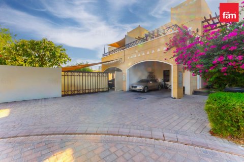 Adosado en Dubai, 4 dormitorios, 922.1 m², № 112021 - foto 3