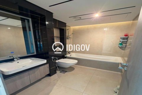 Apartment in Jumeirah Lake Towers, Dubai 1 bedroom, 89.37 sq.m. № 139786 - photo 12
