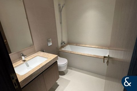 Apartment in EMAAR Beachfront, Dubai Harbour, Dubai 2 bedrooms, 146 sq.m. № 99175 - photo 14