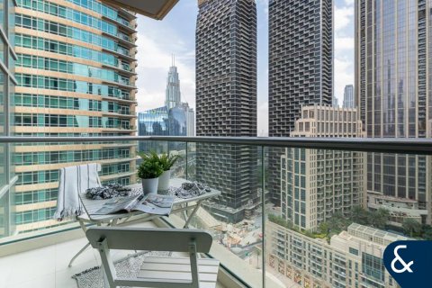 Apartment in Downtown Dubai (Downtown Burj Dubai), Dubai 2 bedrooms, 124 sq.m. № 99174 - photo 19