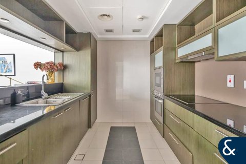 Apartment in Downtown Dubai (Downtown Burj Dubai), Dubai 2 bedrooms, 124 sq.m. № 99174 - photo 11