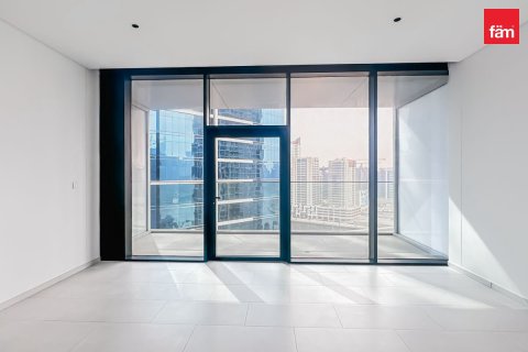 Apartment in Business Bay, Dubai 60.3 sq.m. № 9552 - photo 2
