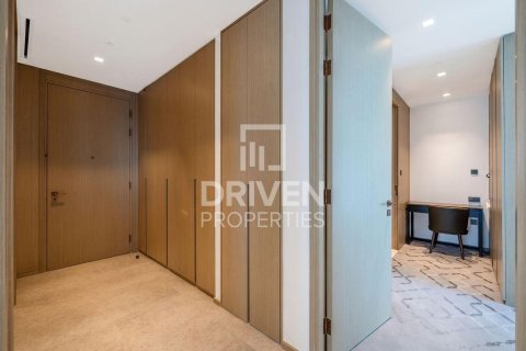 Apartment in Address Harbour Point, Dubai Creek Harbour (The Lagoons), Dubai 2 bedrooms, 104.42 sq.m. № 129984 - photo 6
