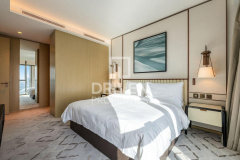 Apartment in Address Harbour Point, Dubai Creek Harbour (The Lagoons), Dubai 2 bedrooms, 104.42 sq.m. № 129984 - photo 3