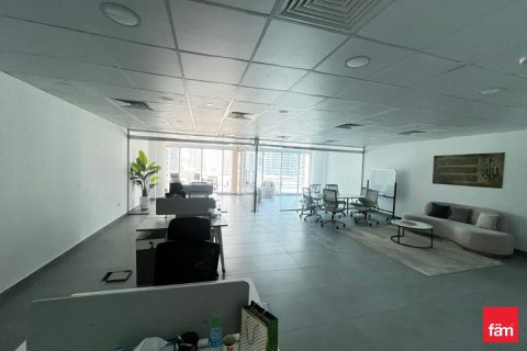 Bureau à Business Bay, Dubai, 111.8 m², № 55150 - photo 10