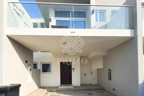 Maison de ville à Dubai, 3 chambres, 112 m², № 109952