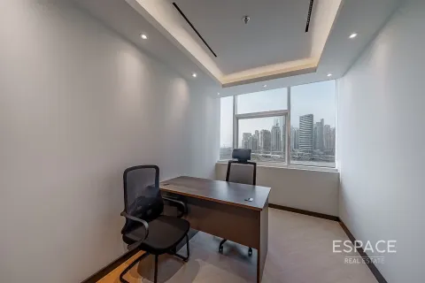 Office in Jumeirah Lake Towers, Dubai 93 sq.m. № 71275 - photo 13