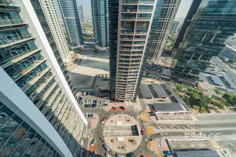 Office in Jumeirah Lake Towers, Dubai 134 sq.m. № 71273 - photo 15
