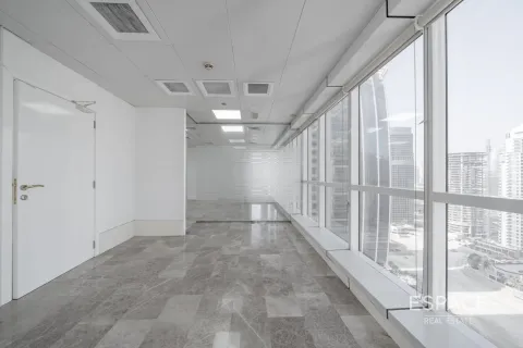 Office in Jumeirah Lake Towers, Dubai 134 sq.m. № 71273 - photo 3