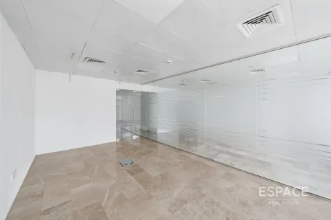Office in Jumeirah Lake Towers, Dubai 134 sq.m. № 71273 - photo 11