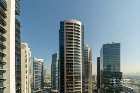 Office in Jumeirah Lake Towers, Dubai 134 sq.m. № 71273 - photo 16