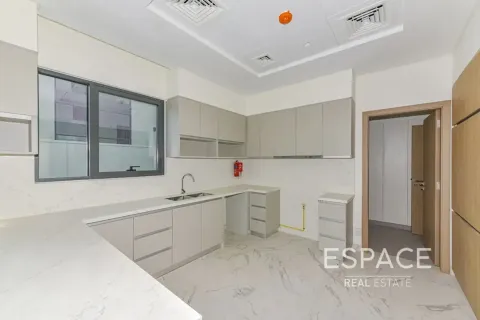 Villa en Al Furjan, Dubai, 4 dormitorios, 388 m², № 71276 - foto 3
