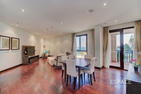 Снять в аренду квартиру в Пальме Джумейре, Дубай: 2 спальни, 164м², № 71284 - фото 16