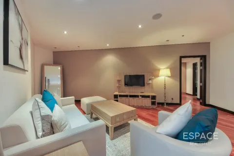 Снять в аренду квартиру в Пальме Джумейре, Дубай: 2 спальни, 164м², № 71284 - фото 8