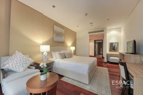 Снять в аренду квартиру в Пальме Джумейре, Дубай: 2 спальни, 164м², № 71284 - фото 13