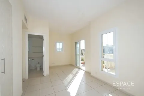 Villa en The Springs, Dubai, 2 dormitorios, 157 m², № 71274 - foto 12