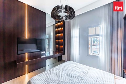 Villa in Dubai 4 bedrooms, 799 sq.m. № 72325 - photo 4