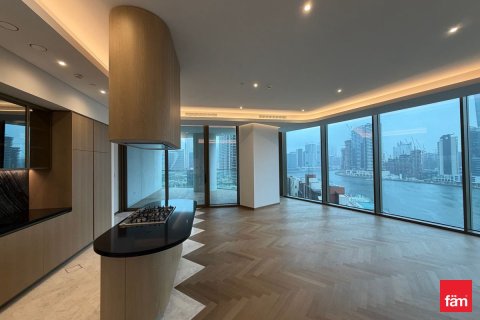 Apartment in Business Bay, Dubai 2 bedrooms, 186.5 sq.m. № 11730