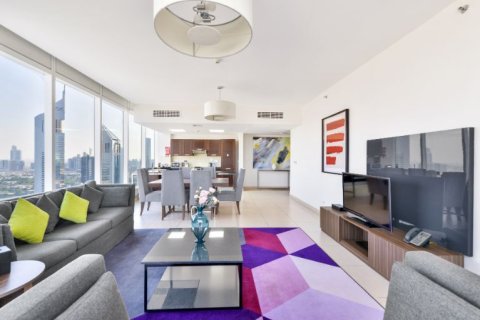 Apartment in Sheikh Zayed Road, Dubai 2 bedrooms, 161.93 sq.m. № 136380