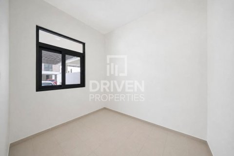 Villa in Dubai 4 bedrooms, 174.75 sq.m. № 138854 - photo 3