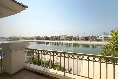 Villa in Garden Homes, Palm Jumeirah, Dubai 5 bedrooms, 622.36 sq.m. № 138836 - photo 20