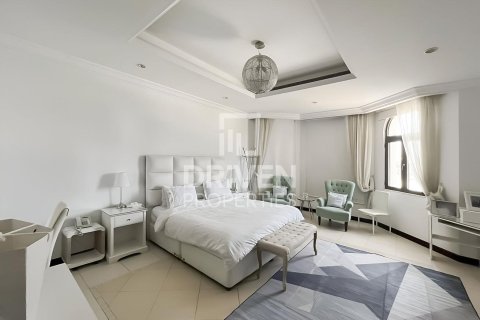 Villa in Garden Homes, Palm Jumeirah, Dubai 5 bedrooms, 622.36 sq.m. № 138836 - photo 17