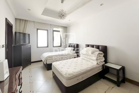 Villa in Garden Homes, Palm Jumeirah, Dubai 5 bedrooms, 622.36 sq.m. № 138836 - photo 25
