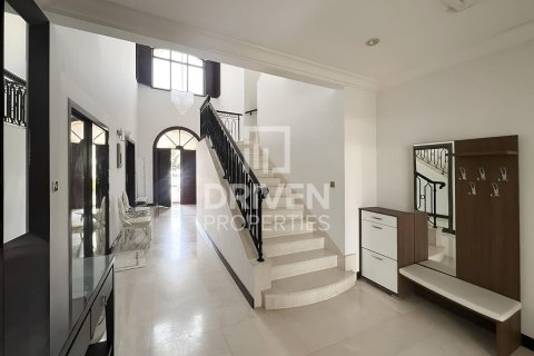 Villa in Garden Homes, Palm Jumeirah, Dubai 5 bedrooms, 622.36 sq.m. № 138836 - photo 4