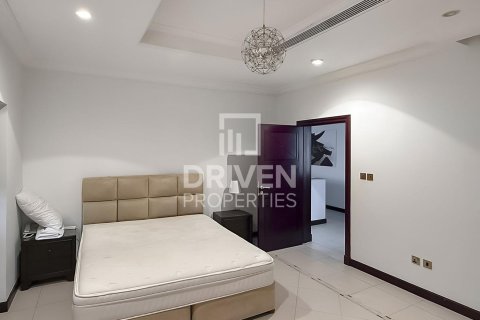 Villa in Garden Homes, Palm Jumeirah, Dubai 5 bedrooms, 622.36 sq.m. № 138836 - photo 21