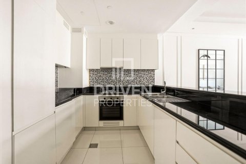 Apartment in Paramount Tower Hotel & Residences, Business Bay, Dubai 2 bedrooms, 104.14 sq.m. № 138834 - photo 10