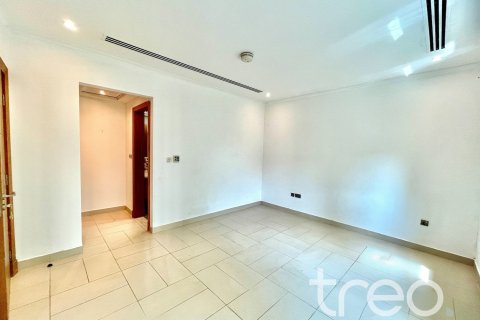 فيلا في Regional, Jumeirah Park, دبي 4 غرف نوم, 738.11 م² رقم 119712 - صورة 12