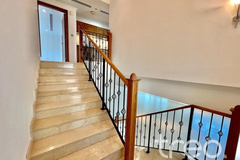 فيلا في Regional, Jumeirah Park, دبي 4 غرف نوم, 738.11 م² رقم 119712 - صورة 9