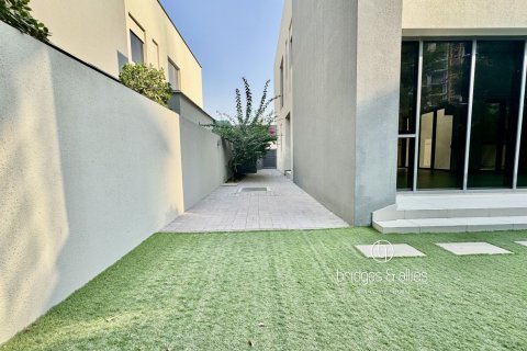 Villa en Dubai Hills Estate, Dubai, 4 dormitorios, 602.7 m², № 78085 - foto 13