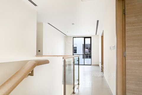 Villa en Dubai Hills Estate, Dubai, 4 dormitorios, 602.7 m², № 78085 - foto 15