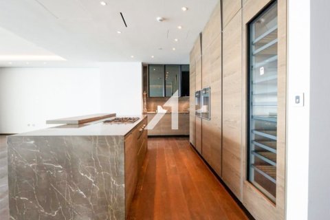 Снять в аренду квартиру в One at Palm Jumeirah, Пальма Джумейра, Дубай: 4 спальни, 509.1м², № 77621 - фото 7