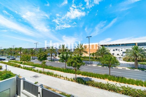 Townhouse in Murooj Al Furjan, Al Furjan, Dubai 4 bedrooms, 671.96739900 sq.m. № 101168 - photo 6