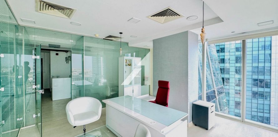Office in Business Bay, Dubai 89 sq.m. № 101170