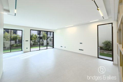 Villa en Tilal Al Ghaf, Dubai, 4 dormitorios, 436 m², № 100707 - foto 3