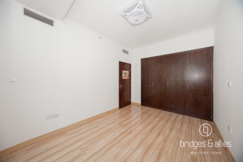 Apartamento en Downtown Dubai (Downtown Burj Dubai), Dubai, 3 dormitorios, 241 m², № 100708 - foto 9