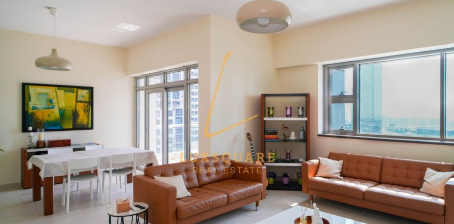 Apartment in Executive Towers, Business Bay, Dubai 2 bedrooms, 141 sq.m. № 101171