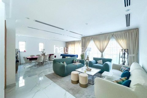 فيلا في Legacy, Jumeirah Park, دبي 4 غرف نوم, 328 م² رقم 44685 - صورة 3