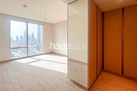 Apartment in Vida Residences Dubai Mall, Downtown Dubai (Downtown Burj Dubai), Dubai 2 bedrooms, 93 sq.m. № 44697 - photo 14