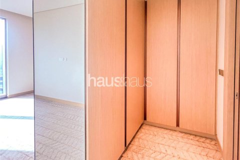 Apartment in Vida Residences Dubai Mall, Downtown Dubai (Downtown Burj Dubai), Dubai 2 bedrooms, 93 sq.m. № 44697 - photo 13