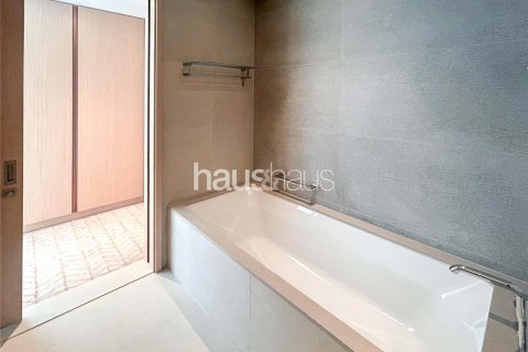 Apartment in Vida Residences Dubai Mall, Downtown Dubai (Downtown Burj Dubai), Dubai 2 bedrooms, 93 sq.m. № 44697 - photo 10