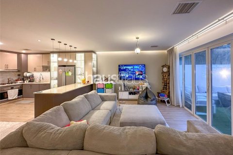 Villa in The Springs, Dubai 3 bedrooms, 257 sq.m. № 44694 - photo 9