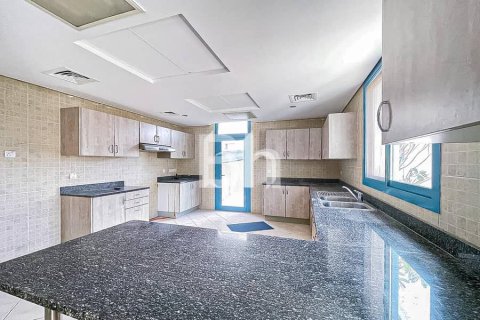 Villa à Falcon City of Wonders, Dubai, 4 chambres, 450 m², № 58673 - photo 4