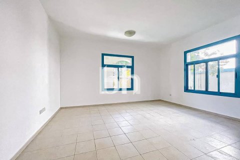 Villa à Falcon City of Wonders, Dubai, 4 chambres, 450 m², № 58673 - photo 9