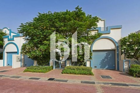 Villa à Falcon City of Wonders, Dubai, 4 chambres, 450 m², № 58673 - photo 11